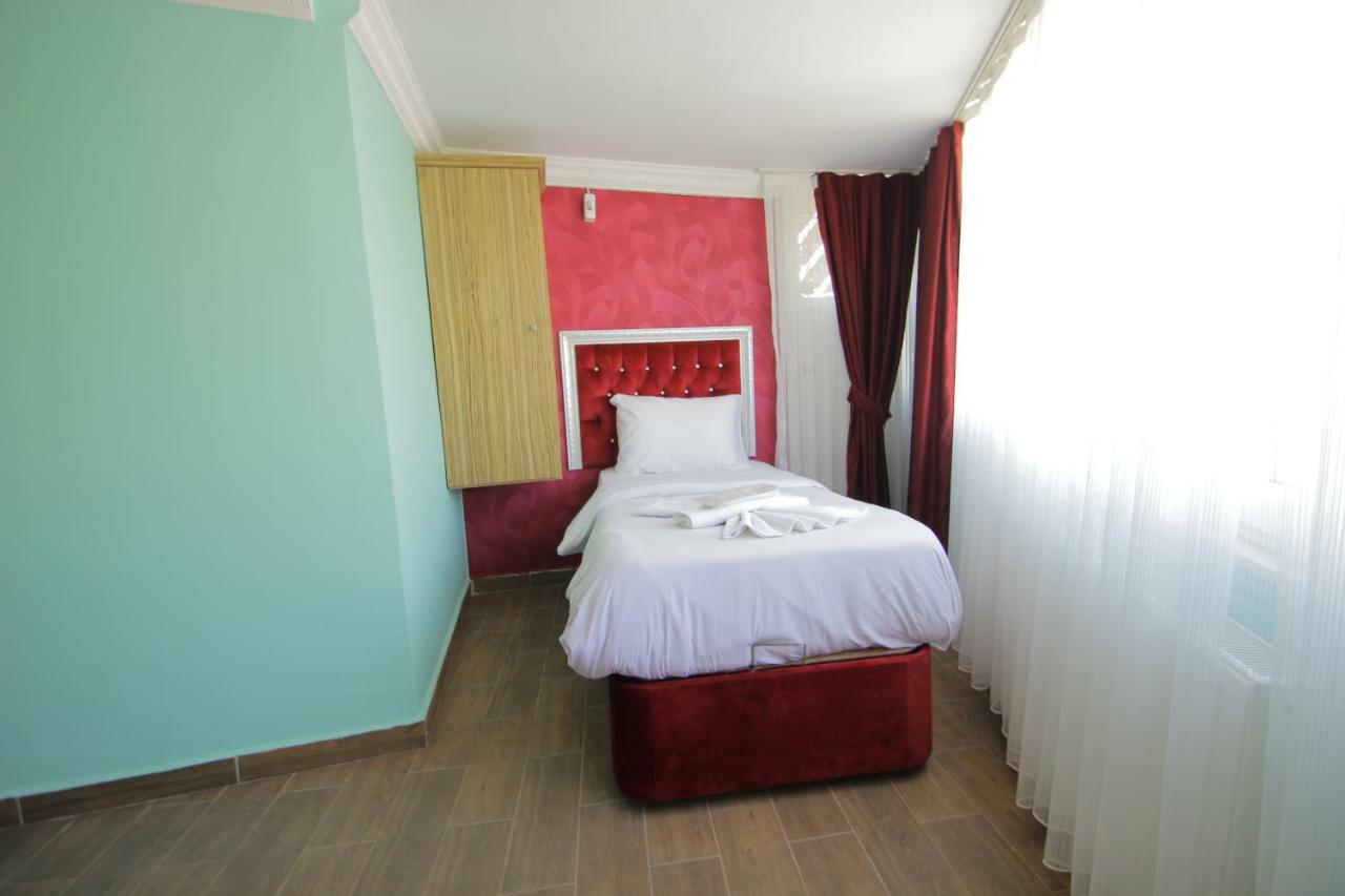 Grand Fm Hotel Istanbul Exterior photo